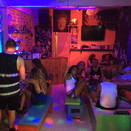Maddy'S Hostel Ко Панган Екстериор снимка