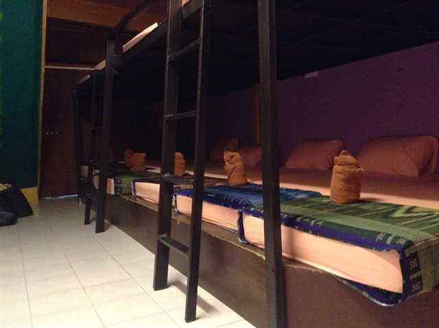 Maddy'S Hostel Ко Панган Екстериор снимка