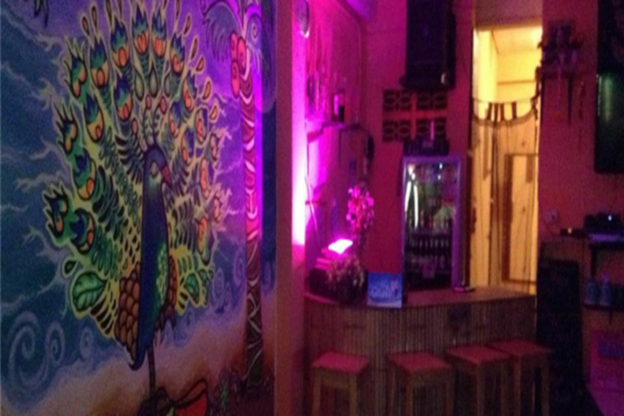 Maddy'S Hostel Ко Панган Екстериор снимка